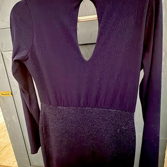 WOW DRESS MIDNIGHT BLUE SIZE LARGE - Picture 3 of 3